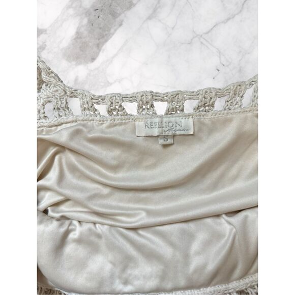 Rebellion Crochet Cream Crop Tank Top Size Small - Picture 3 of 3